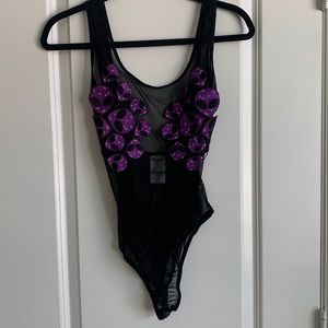 Mesh alien body suit